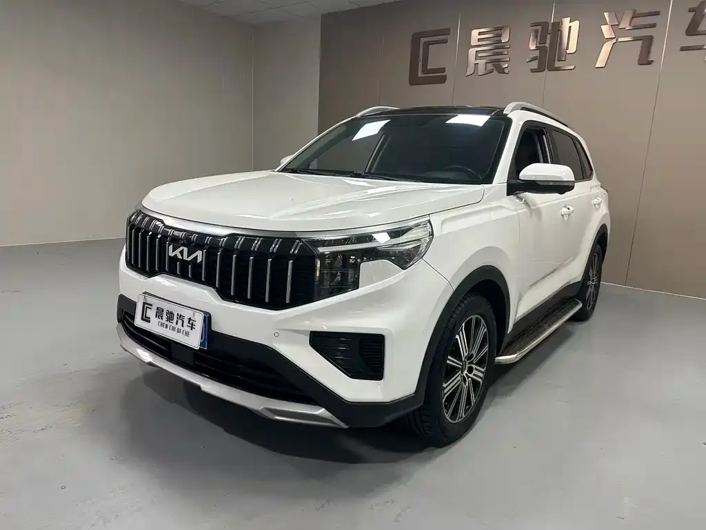 Kia Sportage — фото 1