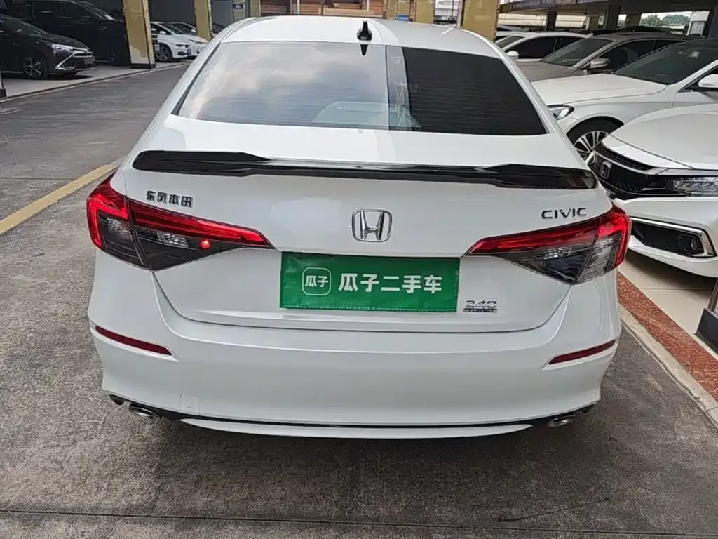 Honda Civic — фото 5