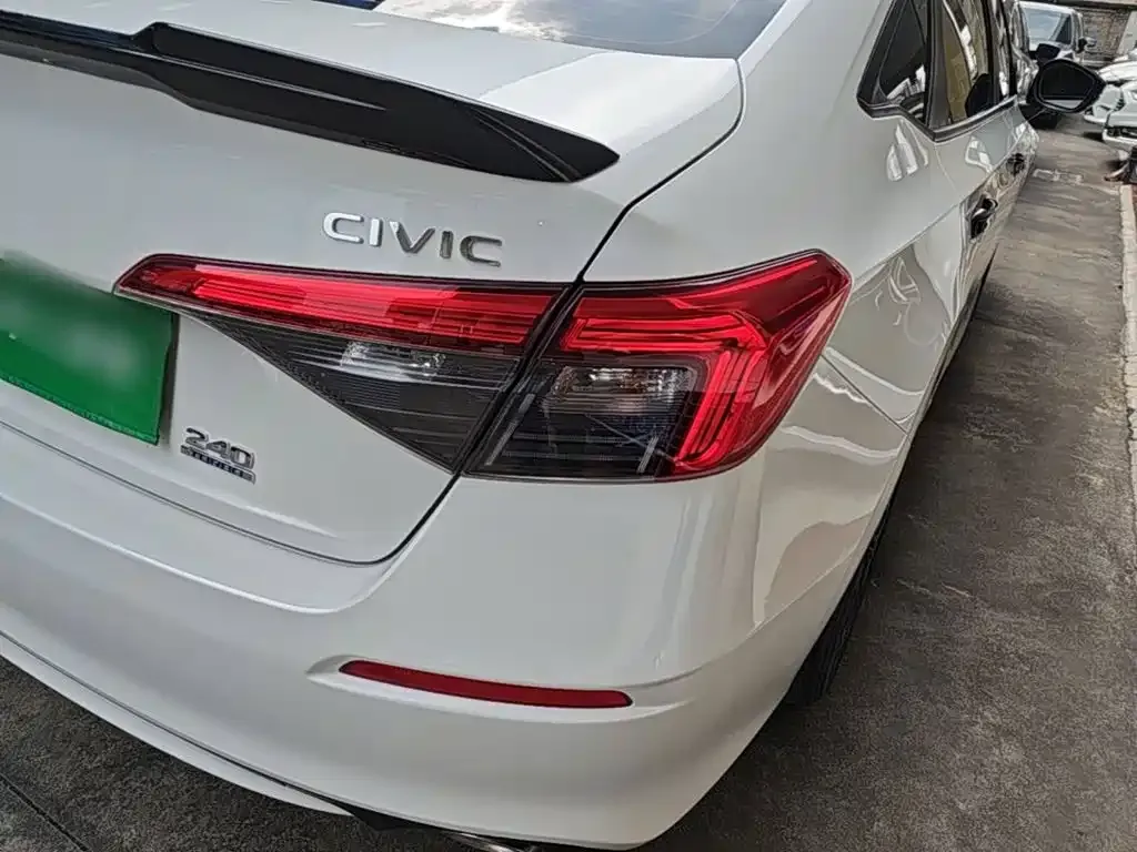 Honda Civic — фото 3