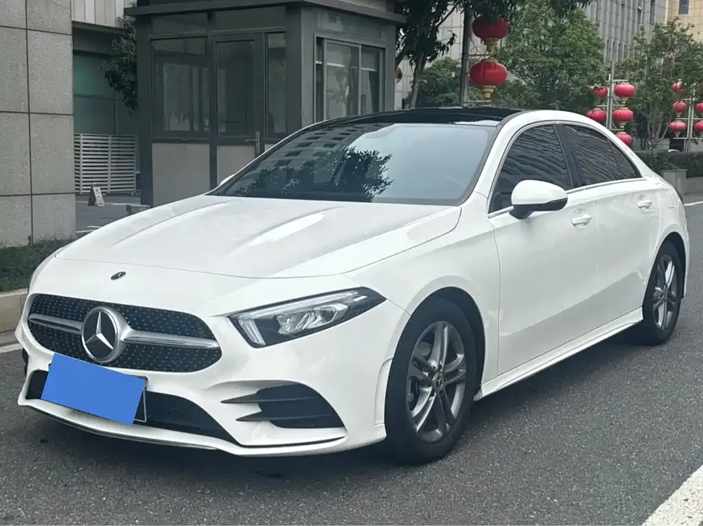 Mercedes-Benz A-Class — фото 1