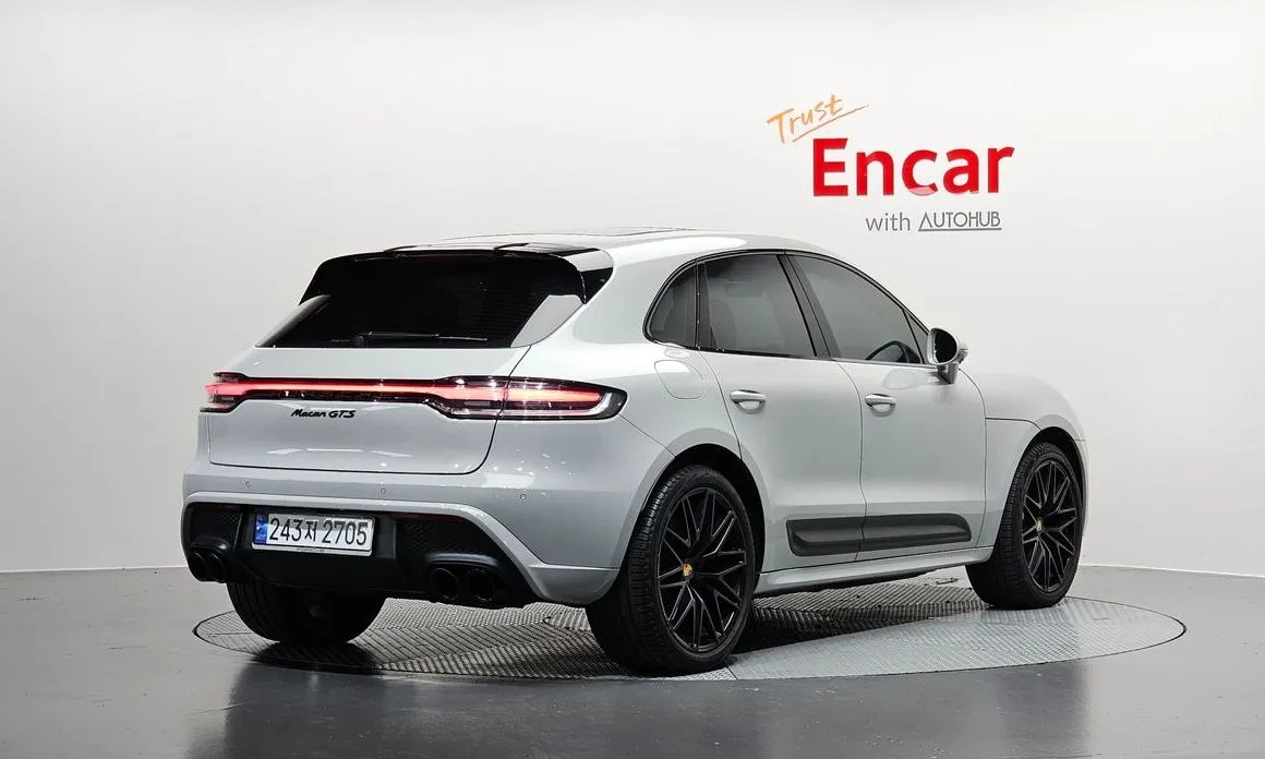Porsche Macan — фото 5