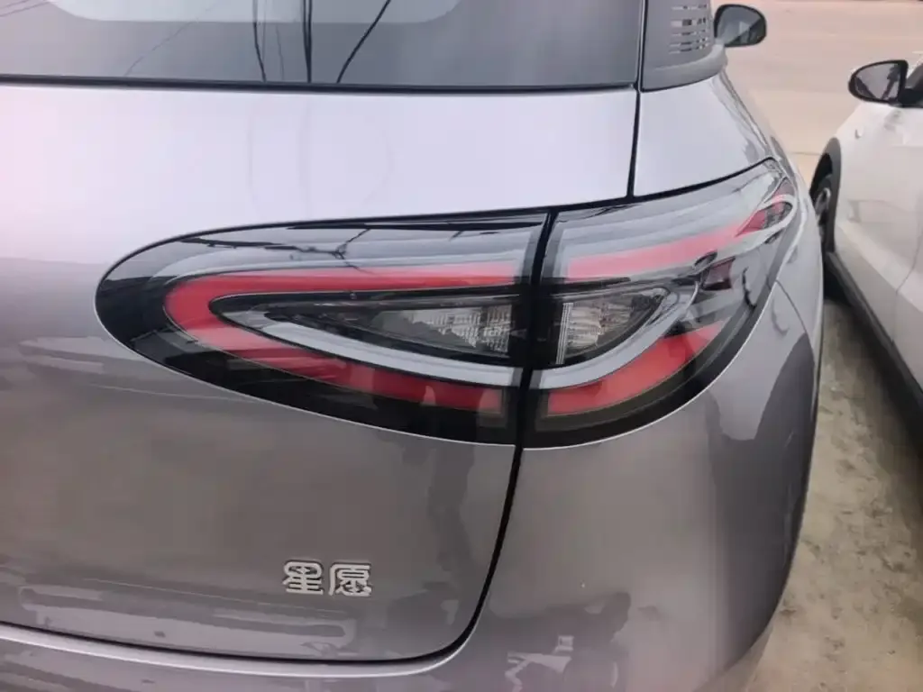 Geely Starburst — фото 7