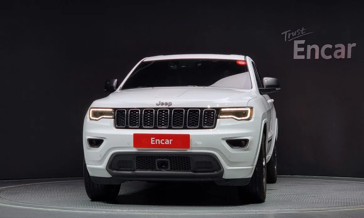 Jeep Cherokee — фото 9