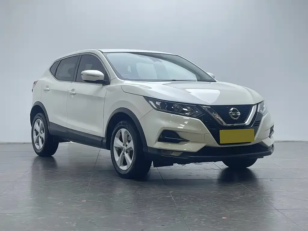 Nissan Qashqai — фото 7