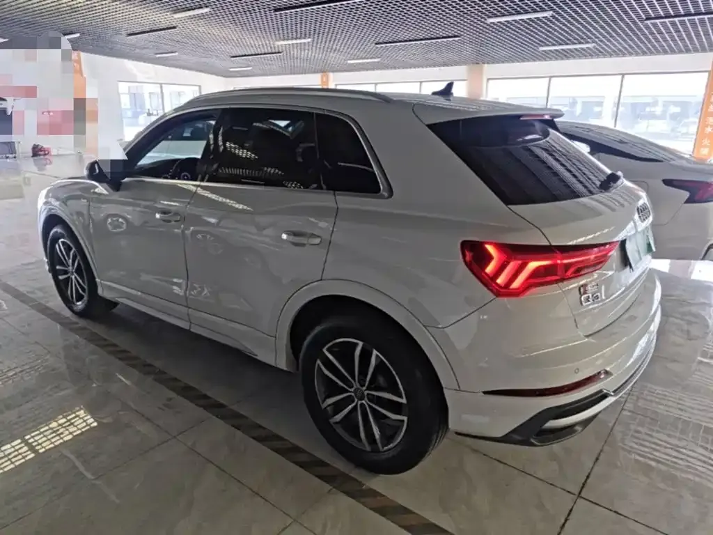 Audi Q3 — фото 2