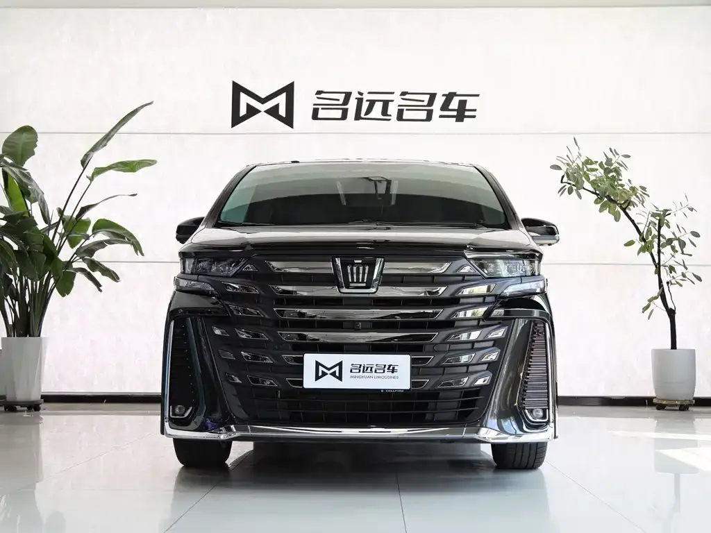 Toyota Vellfire — фото 10