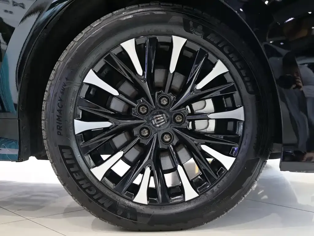 Toyota Vellfire — фото 5