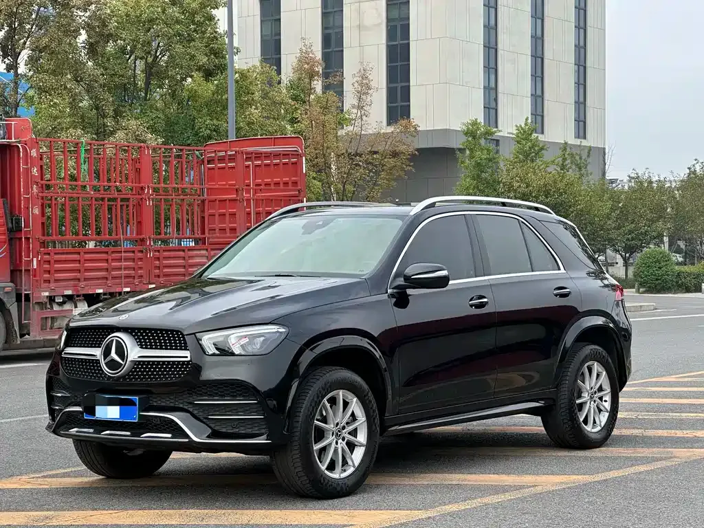 Mercedes-Benz GLE (Import) — фото 1