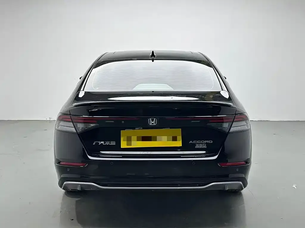 Honda Accord — фото 4