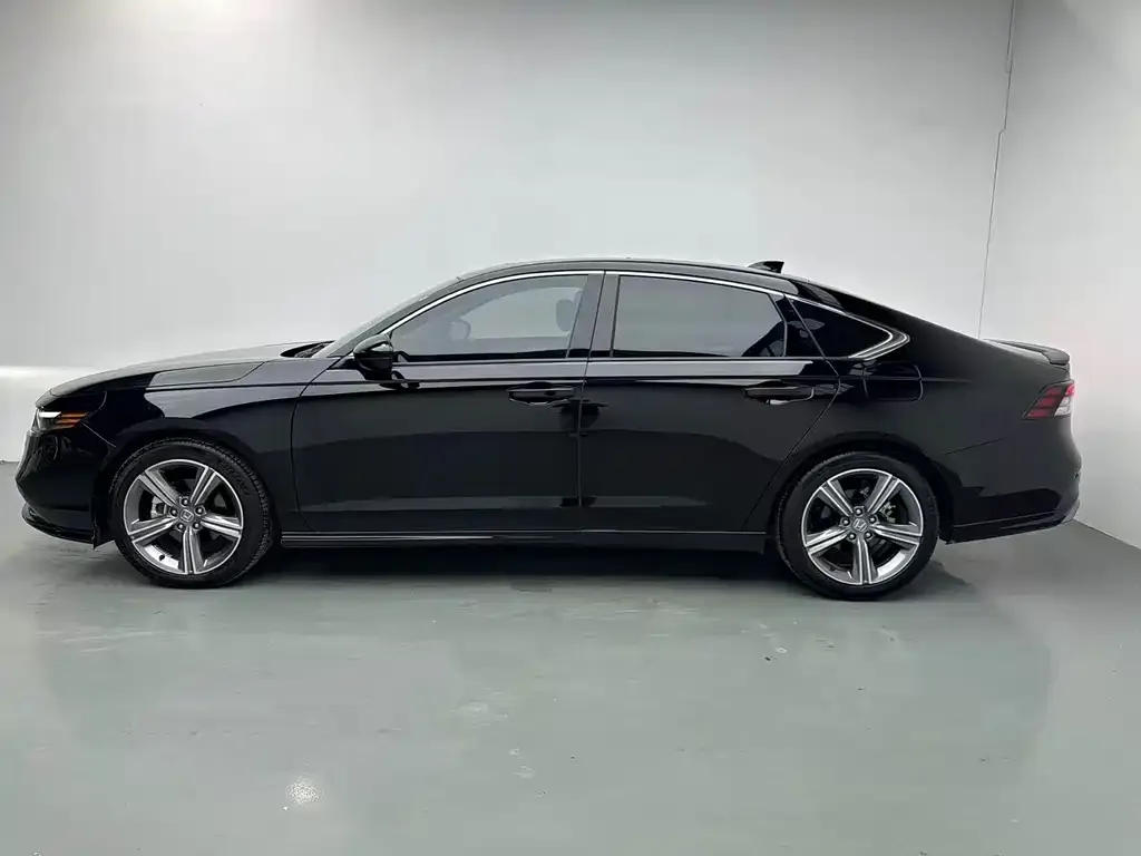 Honda Accord — фото 5