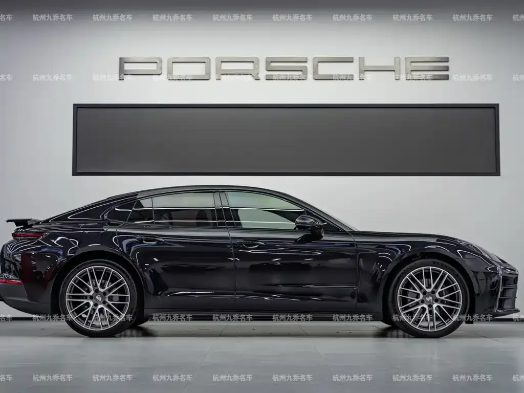 Porsche Panamera — фото 9