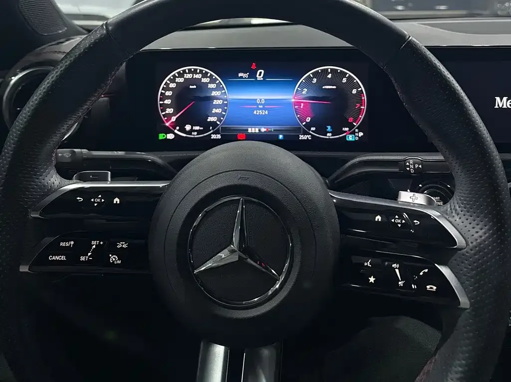 Mercedes-Benz CLA (Import) — фото 8