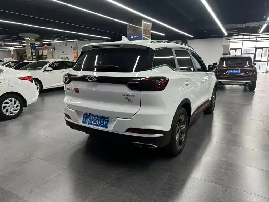 Chery Tiggo 7 — фото 4