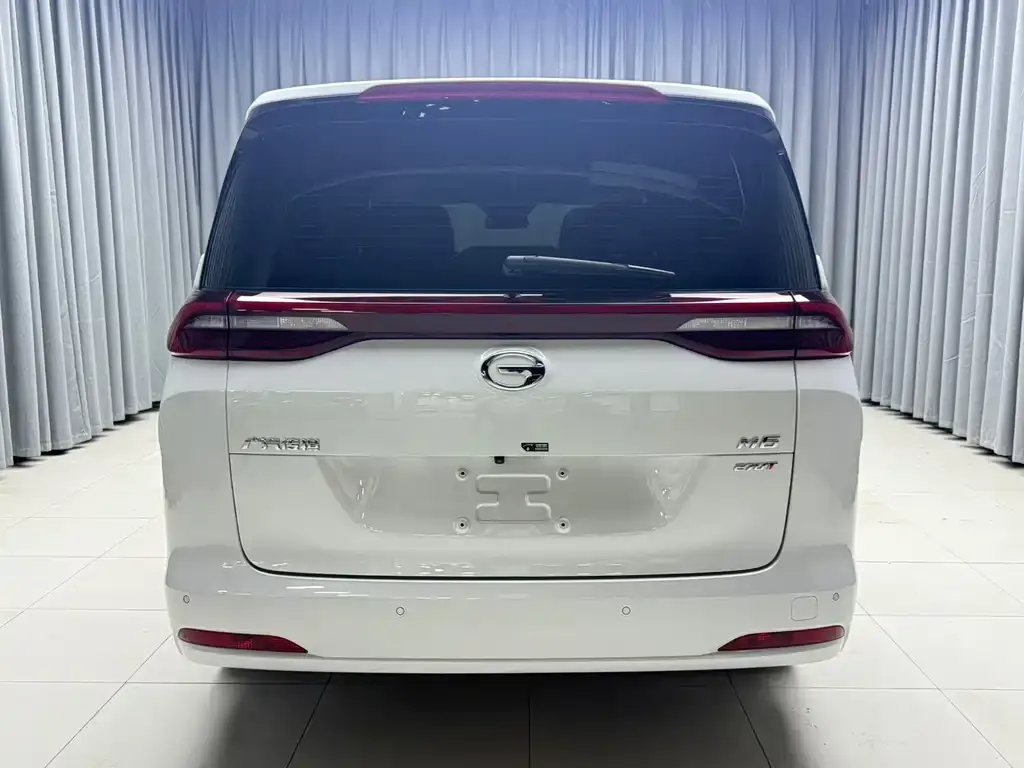 GAC Motor Trumpchi M6 — фото 10