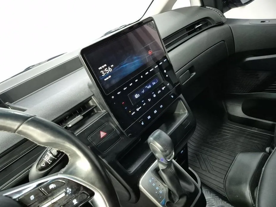 Hyundai Staria — фото 8