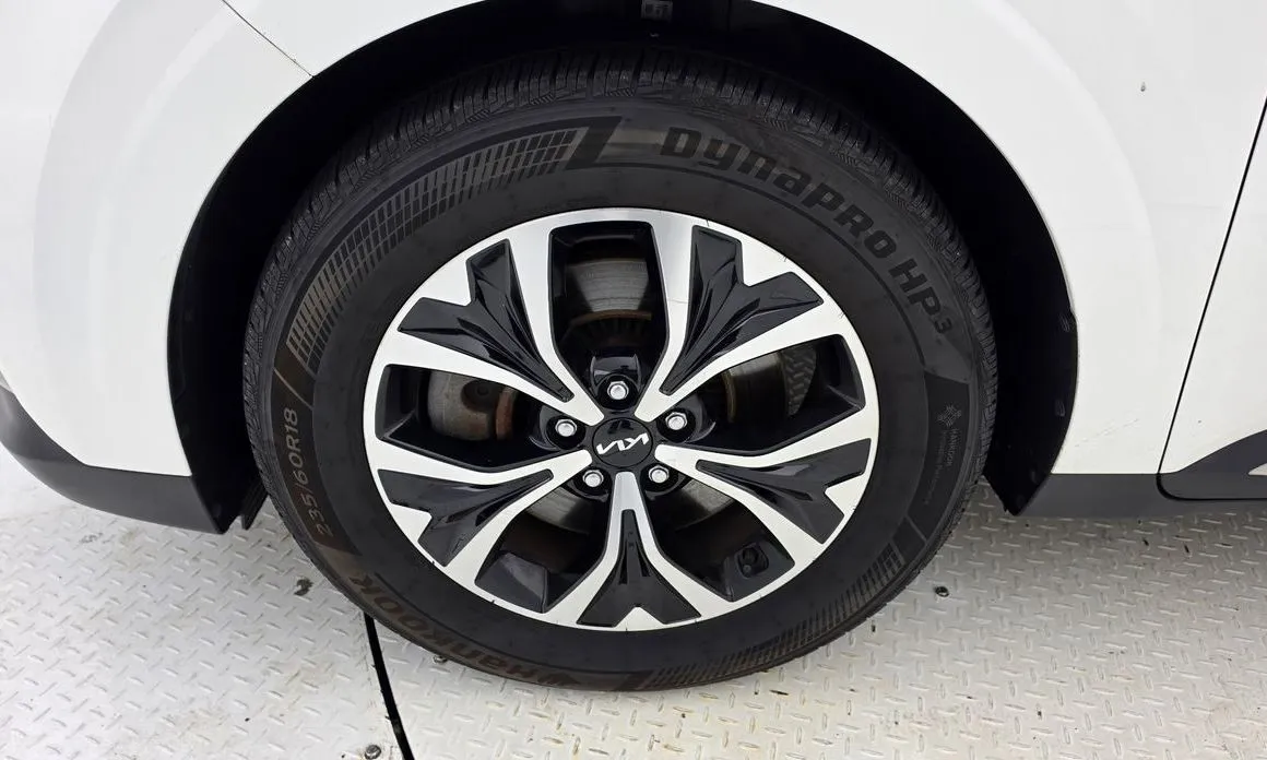 Kia Carnival — фото 2
