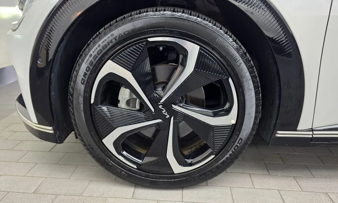 Kia EV6 — фото 3