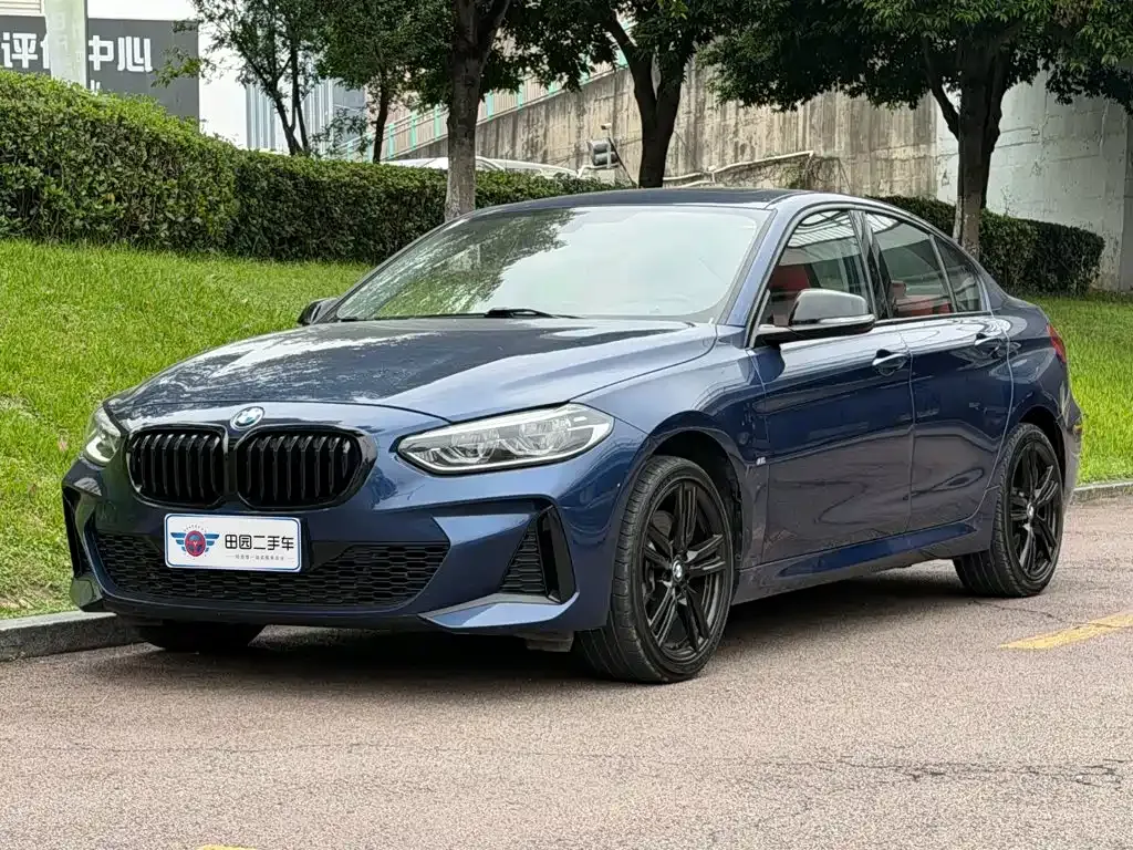 BMW 1 Series — фото 1