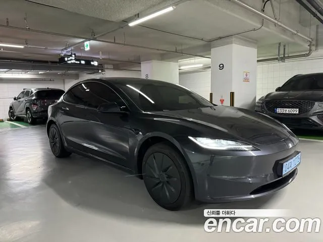 Tesla Model 3 — фото 8