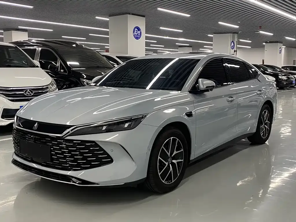 BYD Qin L — фото 1