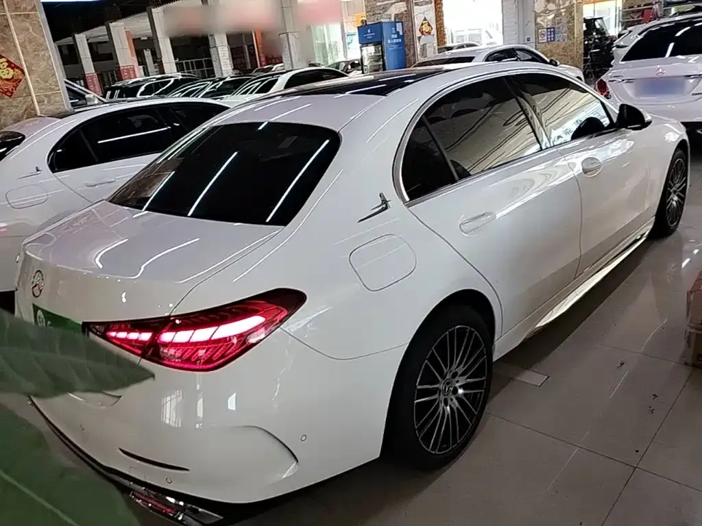 Mercedes-Benz C-Class — фото 10