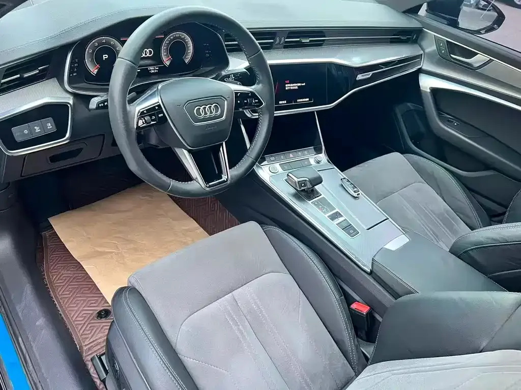 Audi A6L — фото 6