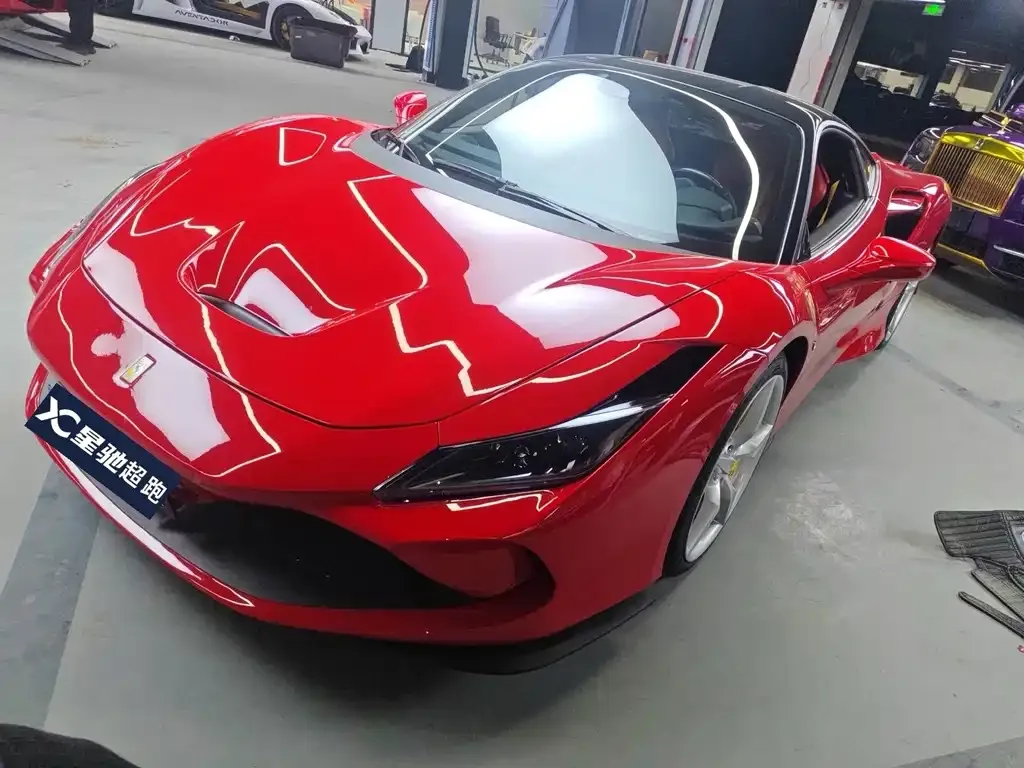 Ferrari F8 — фото 1