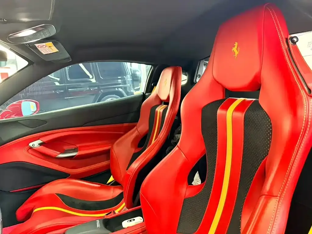 Ferrari F8 — фото 4
