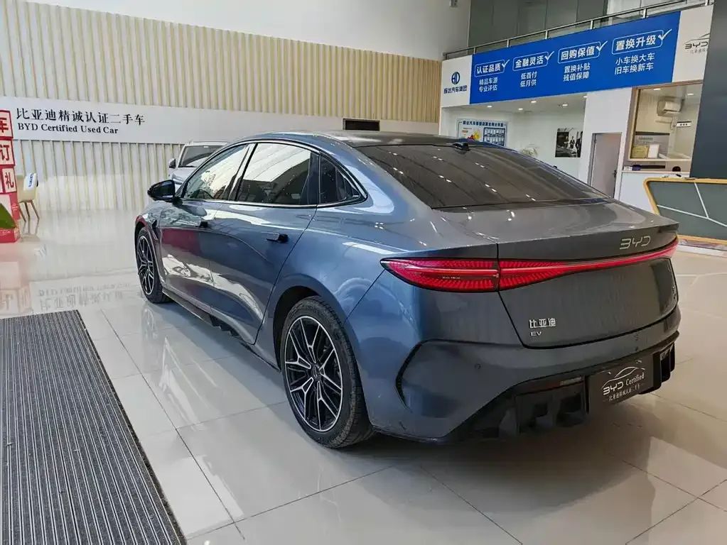 BYD Seal — фото 6