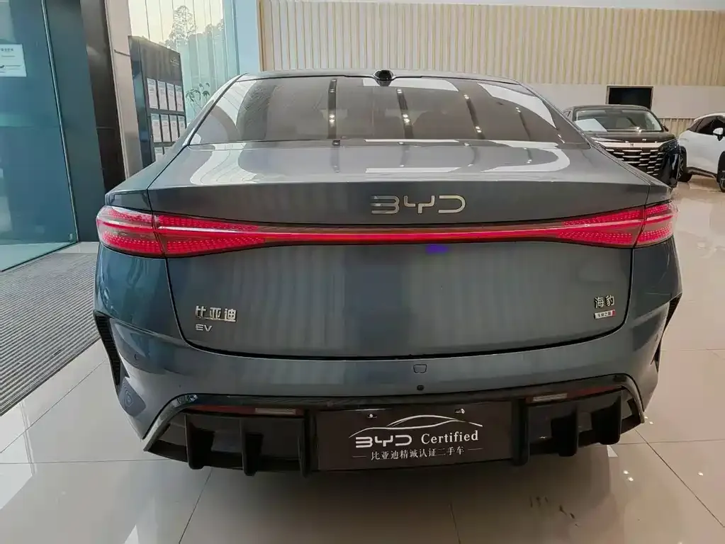 BYD Seal — фото 4