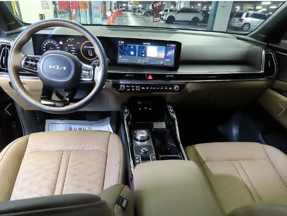 Kia Sorento — фото 6