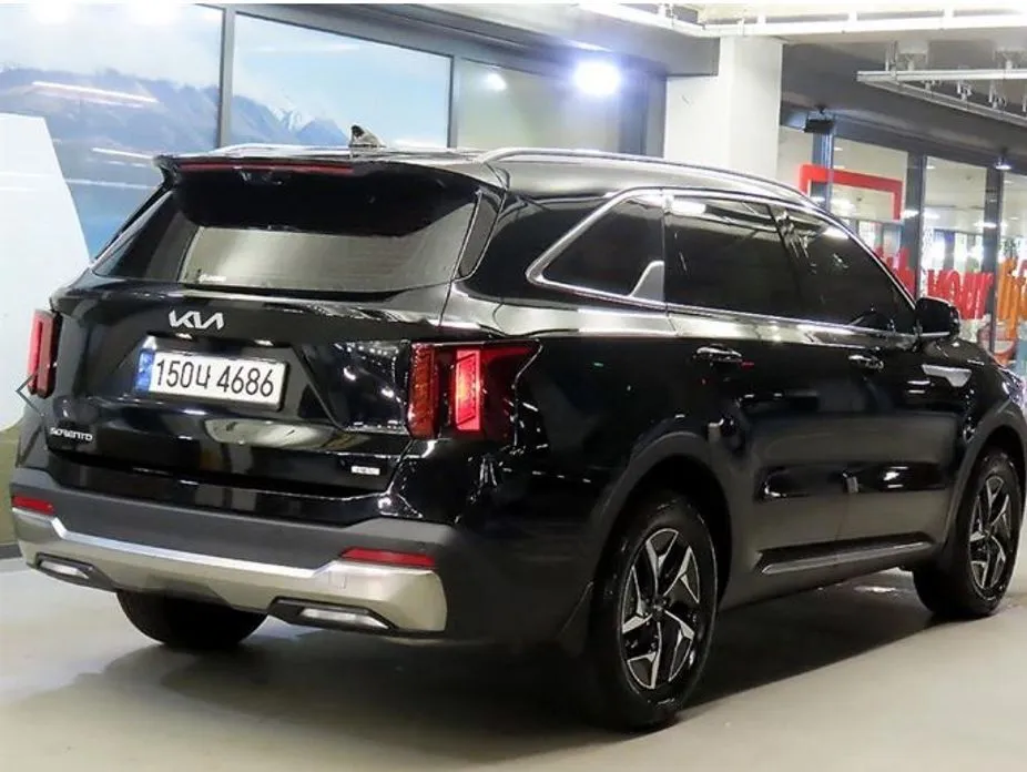 Kia Sorento — фото 9