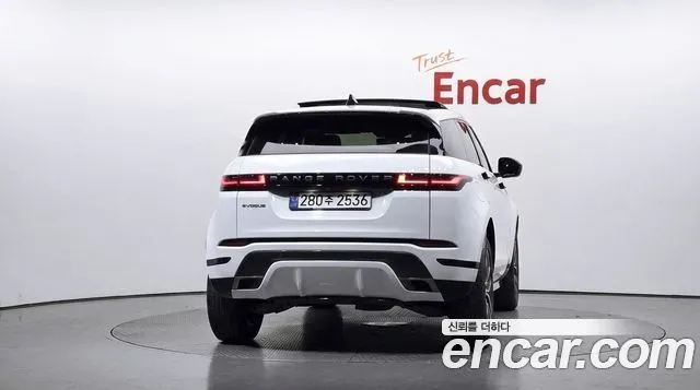 Land Rover Range Rover Evoque — фото 2