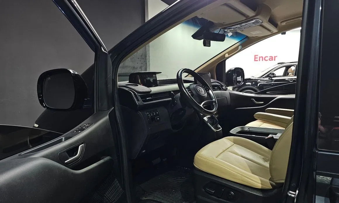 Hyundai Staria — фото 3