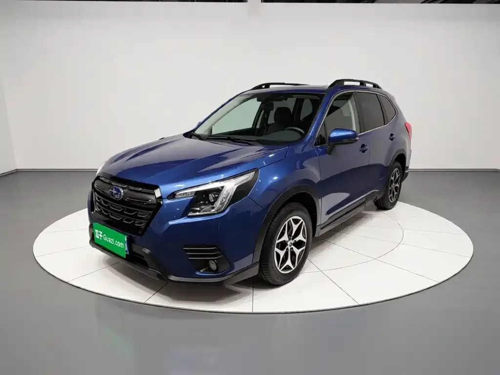 Subaru Forester — фото 9