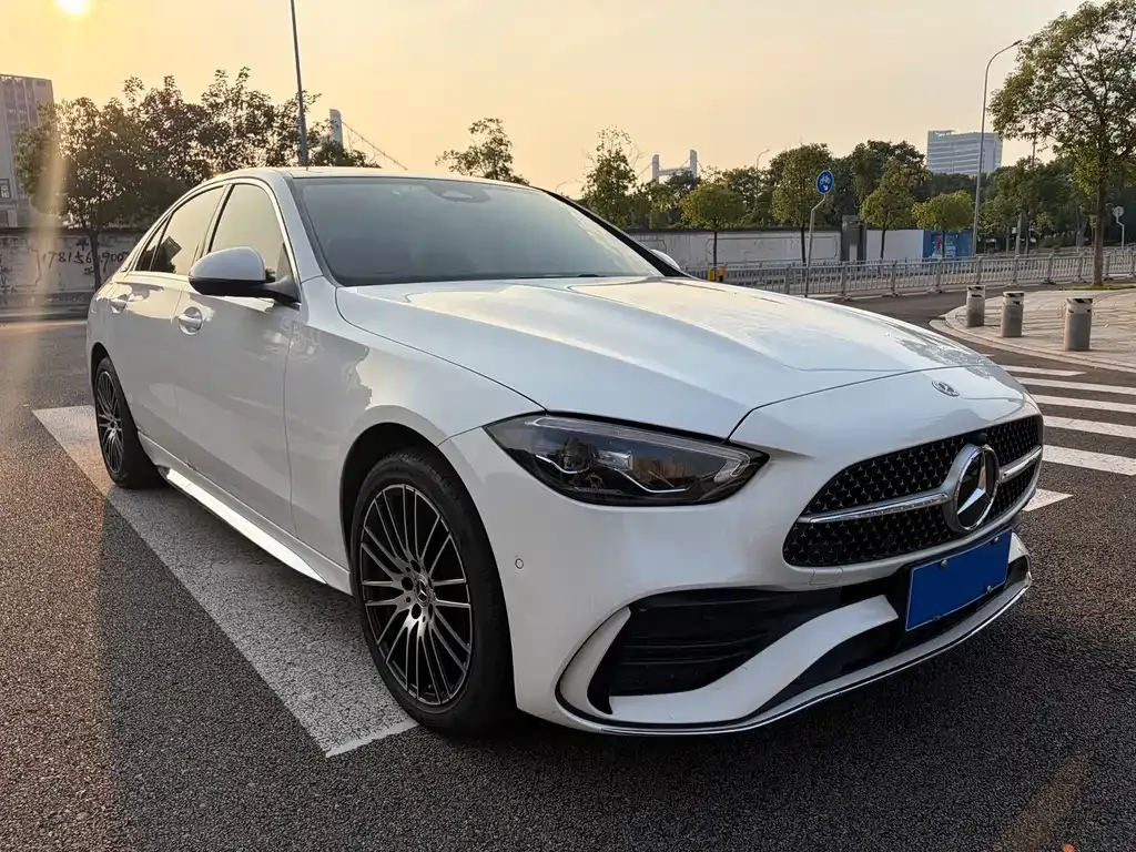 Mercedes-Benz C-Class — фото 10