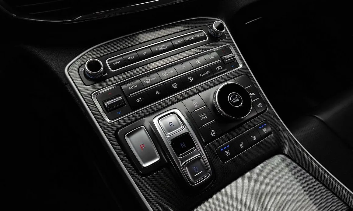 Hyundai Santafe — фото 3