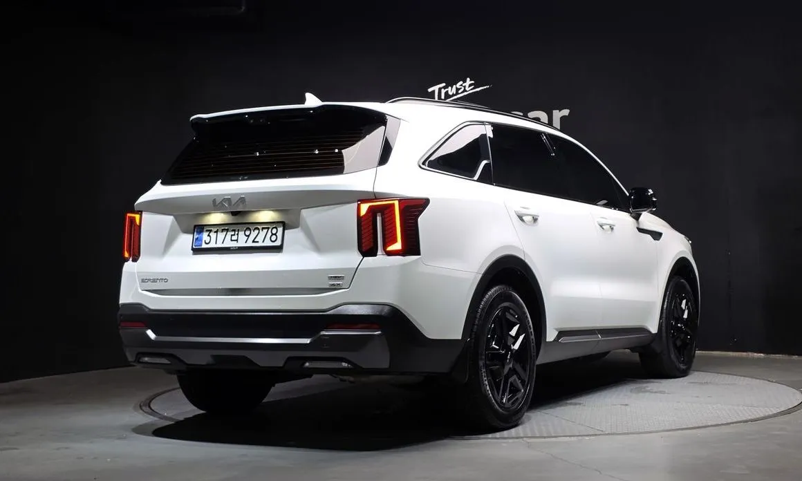 Kia Sorento — фото 4