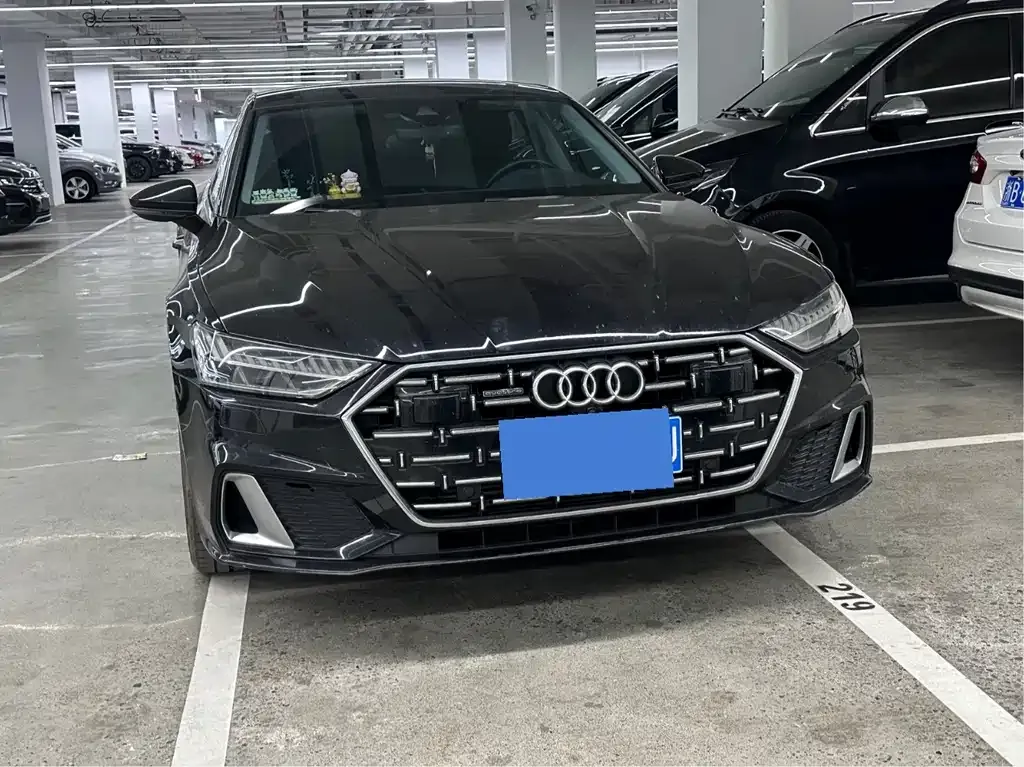 Audi A7L — фото 3