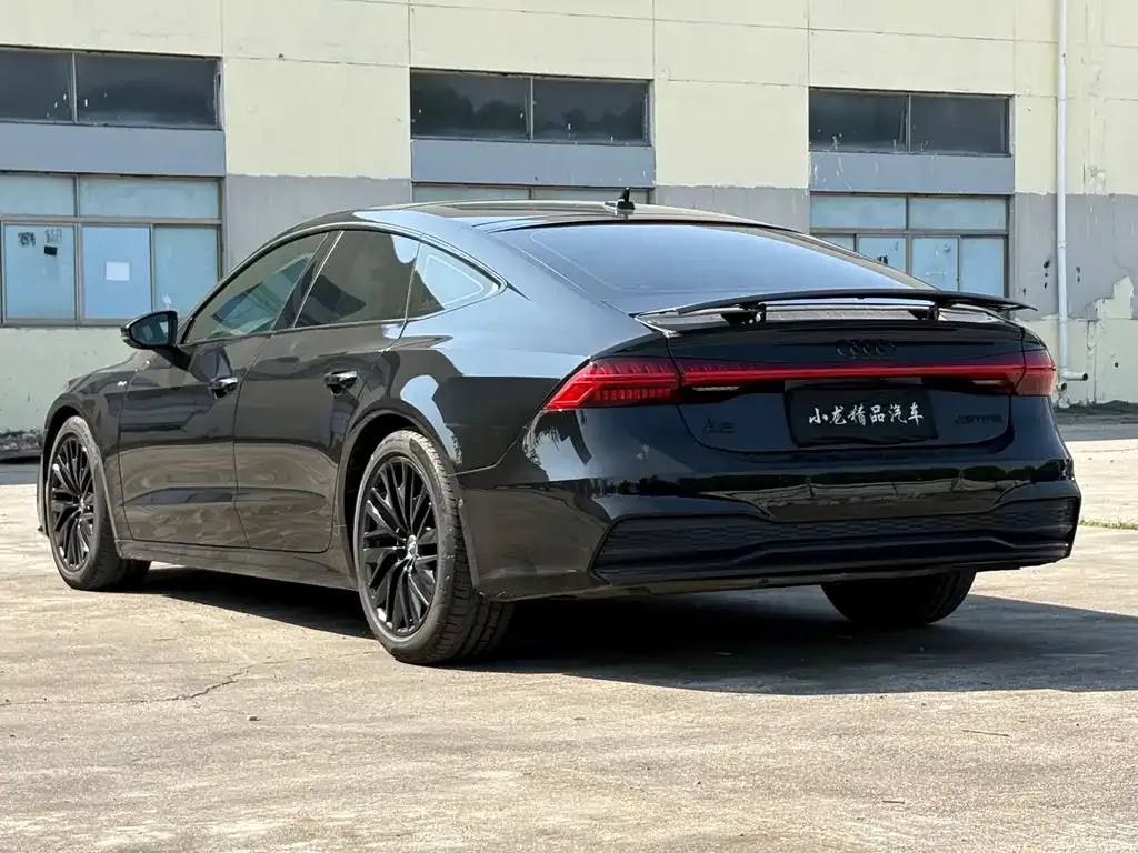 Audi A7 — фото 2