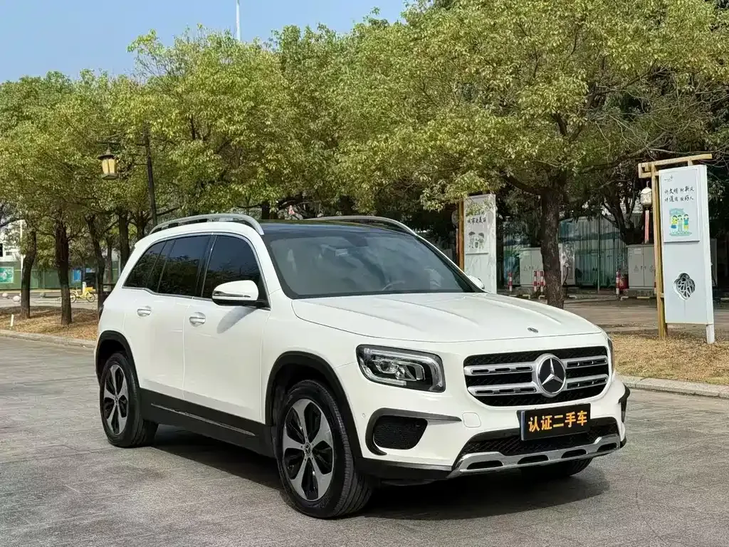 Mercedes-Benz GLB — фото 5