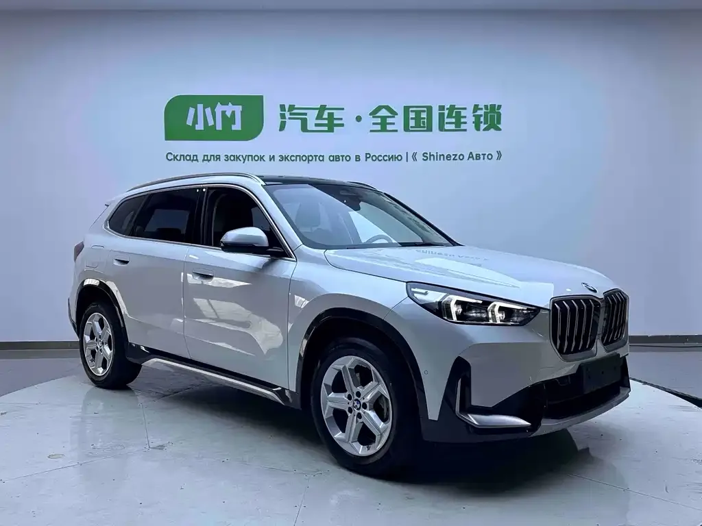 BMW X1 — фото 9