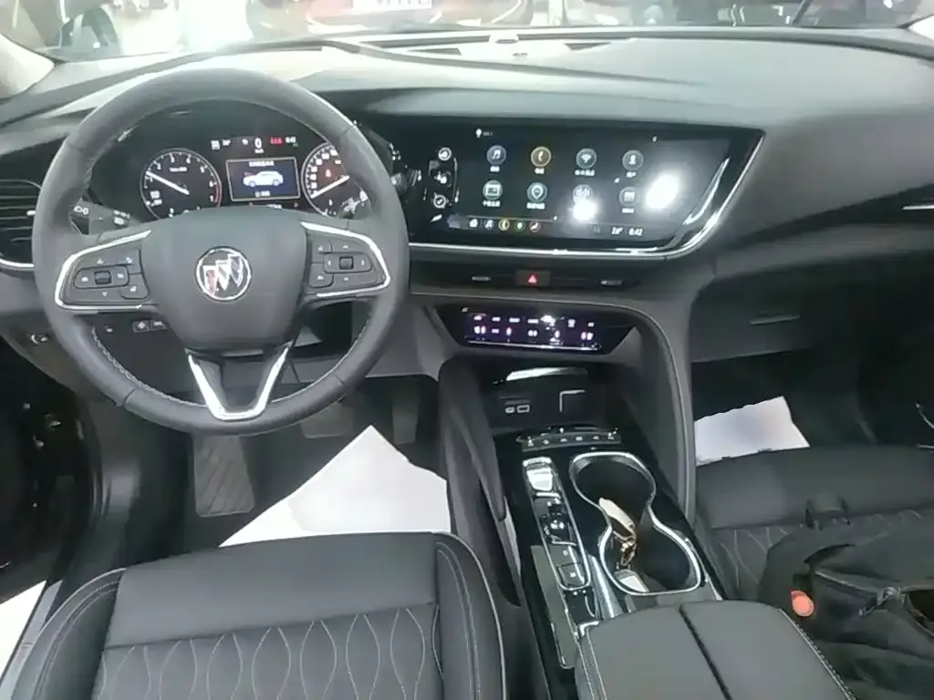 Buick Envision Plus — фото 3