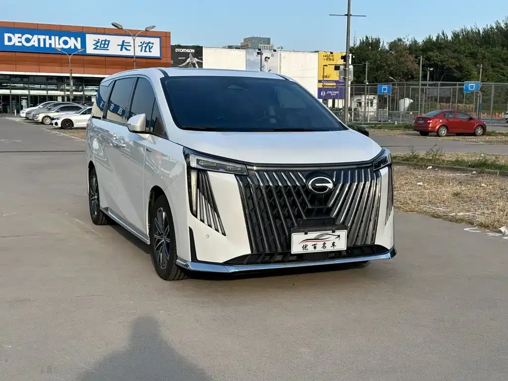 GAC Motor Trumpchi M8 — фото 2