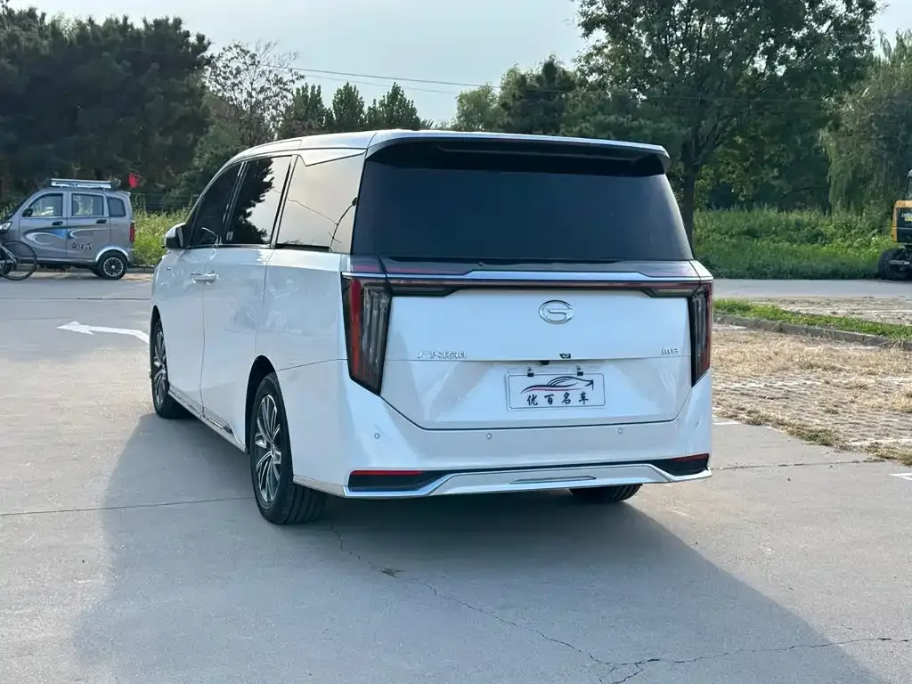 GAC Motor Trumpchi M8 — фото 8
