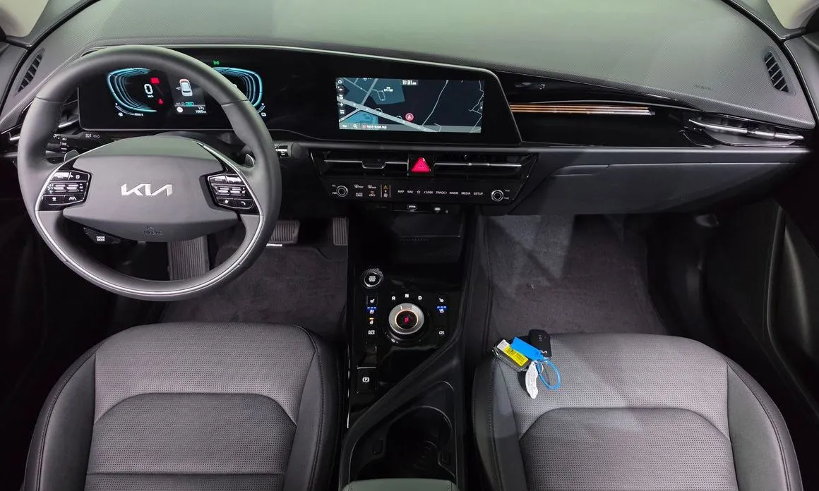 Kia Niro — фото 10