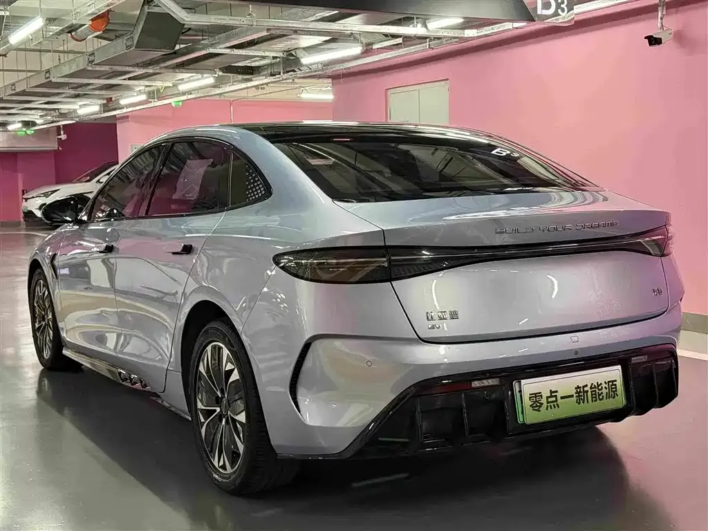 BYD Seal — фото 8