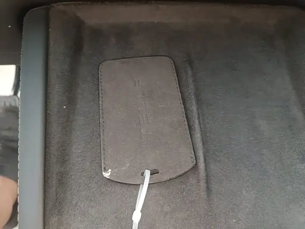 Tesla Model 3 — фото 4