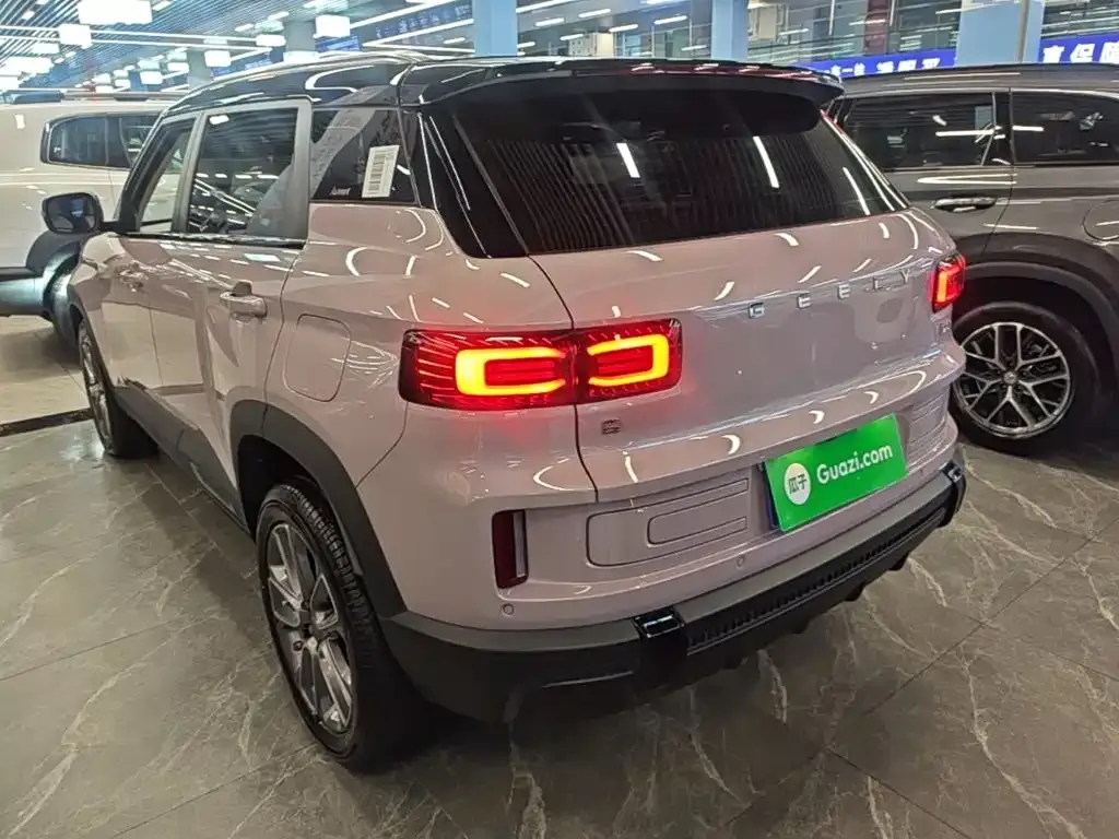 Geely Icon — фото 7