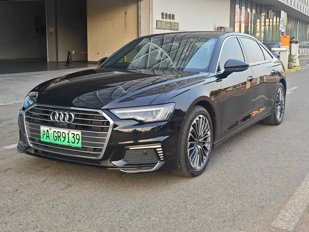 Audi A6L New Energy — фото 1